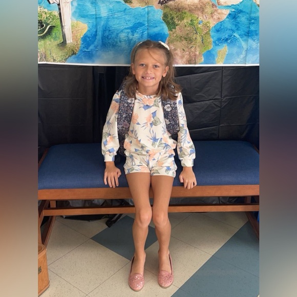 Jessica Simpson Girls Sz 5-6 Set - Picture 3 of 3